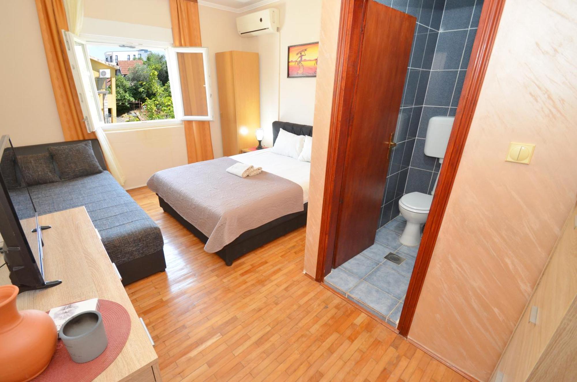 Stradioti Apartments 티바트 외부 사진